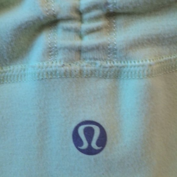 Lululemon - Picture 4 of 4
